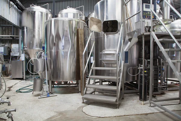 Микро пивоваренный завод — стоковое фото